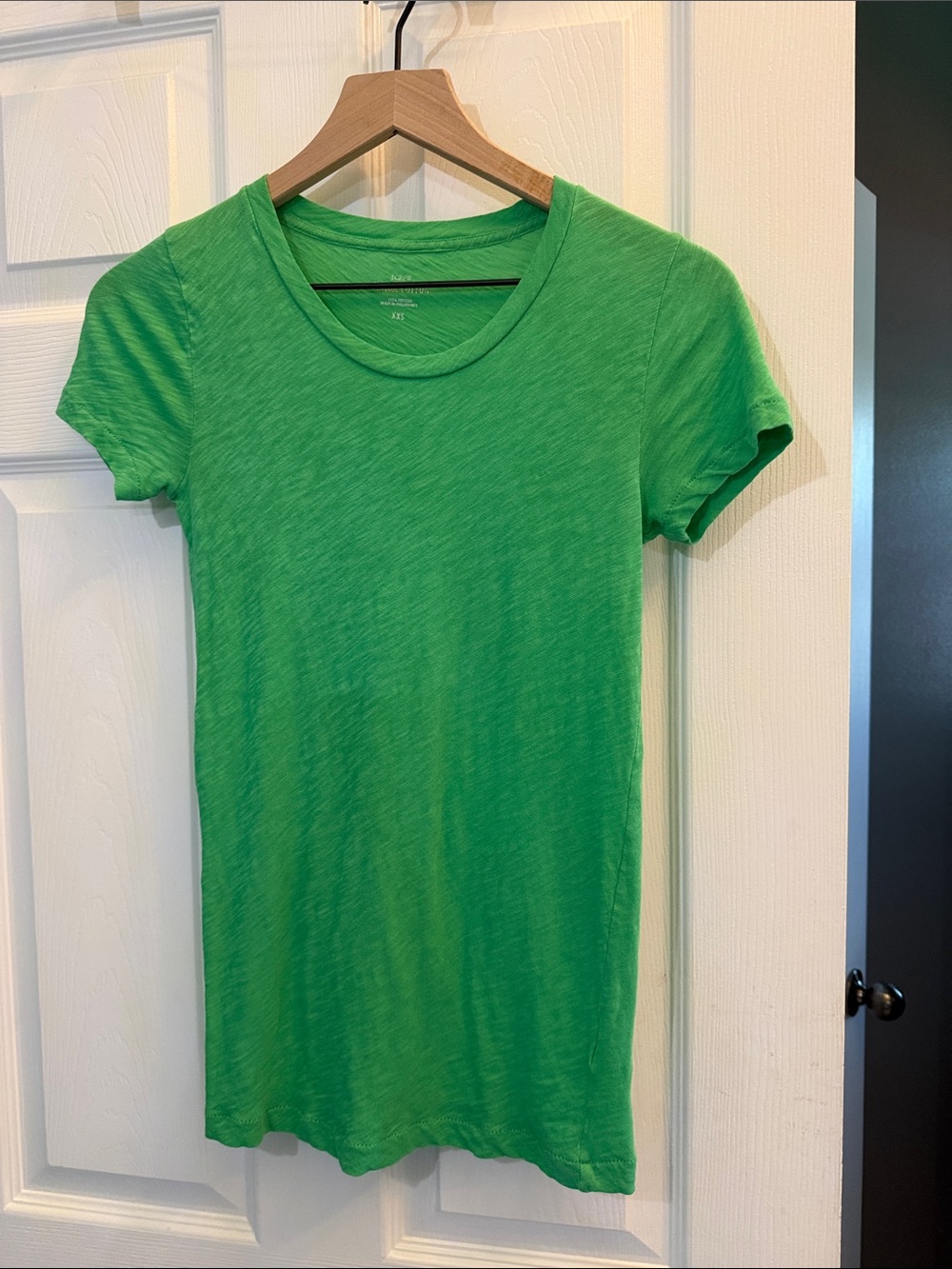 J Crew Classic Women's 100% Cotton Crew Neck Tissue Tee - Green - Fitted